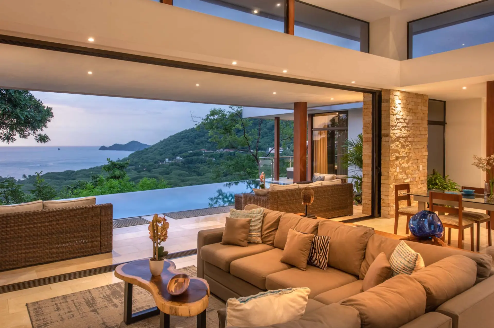 Sala de una residencia en Guanacaste
